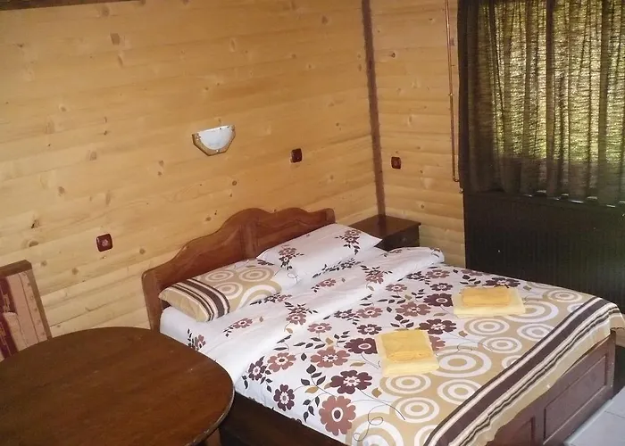 Къща за гости Chobaka